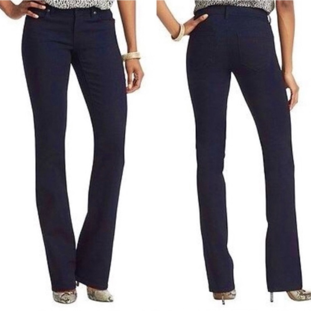 LOFT Curvy Sexy Bootcut Jean 6/28